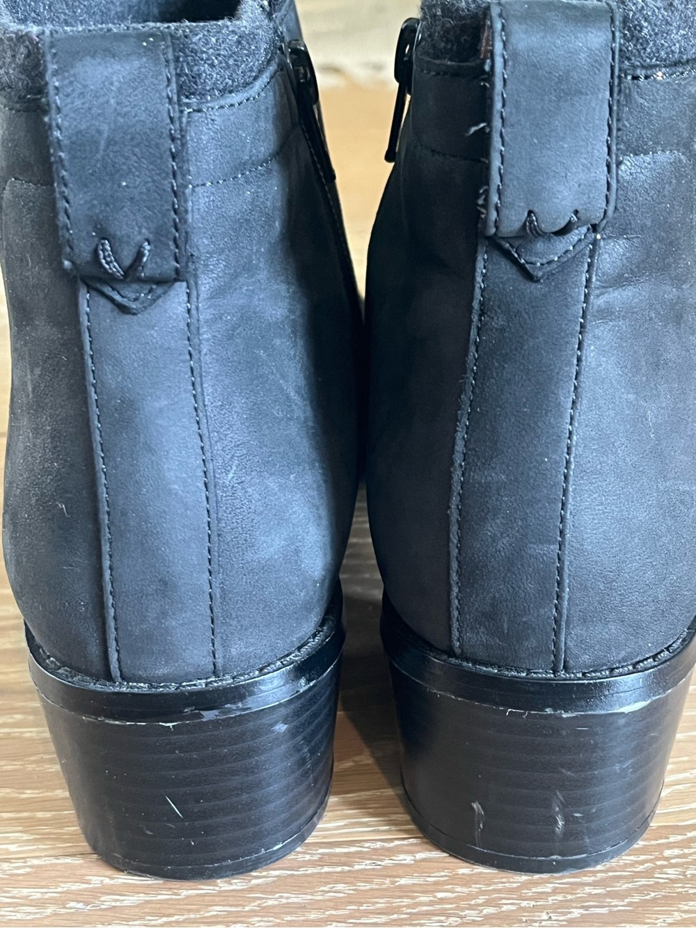 Women's Black Suede Ankle Boot - Classic Chelsea Style - Picture 6 of 7